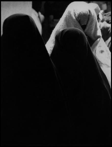 ALGERIA. Mzab. Ghardaïa. 1966. Among the Ibadites. Veiled women.