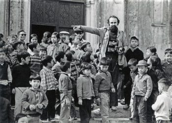 VIETNAM. Hanoi. 1975. Photographer ABBAS among children, at the end of the war.
